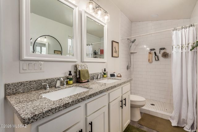 1801 N Cloverland Avenue, Tucson, AZ 85712