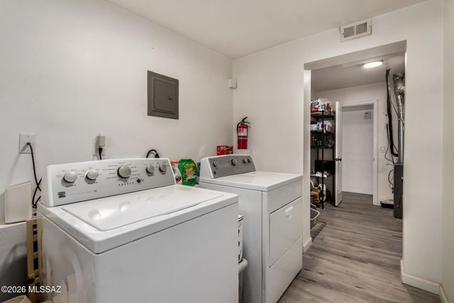 1801 N Cloverland Avenue, Tucson, AZ 85712