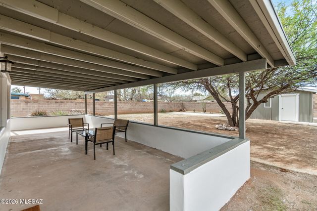 1801 N Cloverland Avenue, Tucson, AZ 85712