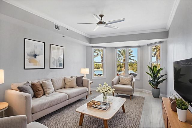 8111 LAKEWOOD MAIN STREET 207, Lakewood Ranch, FL 34202