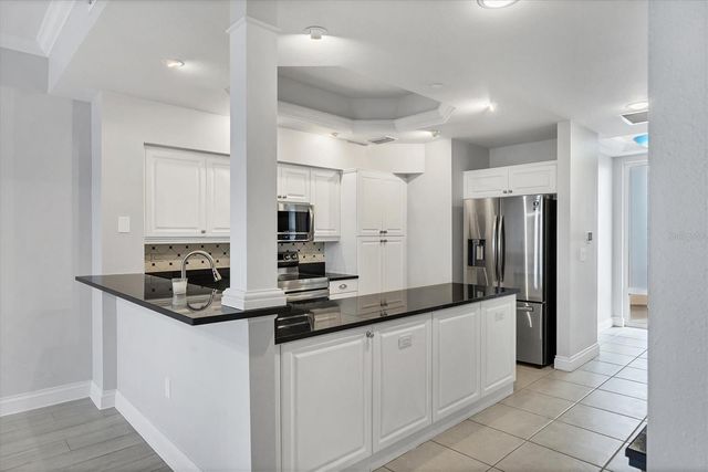 8111 LAKEWOOD MAIN STREET 207, Lakewood Ranch, FL 34202