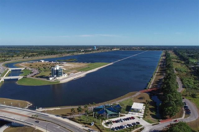 8111 LAKEWOOD MAIN STREET 207, Lakewood Ranch, FL 34202