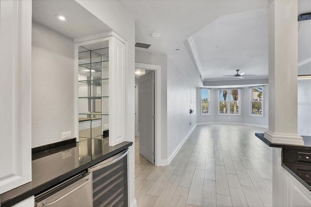 8111 LAKEWOOD MAIN STREET 207, Lakewood Ranch, FL 34202