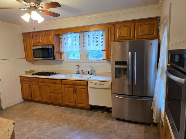6731 183rd Street, Tinley Park, IL 60477