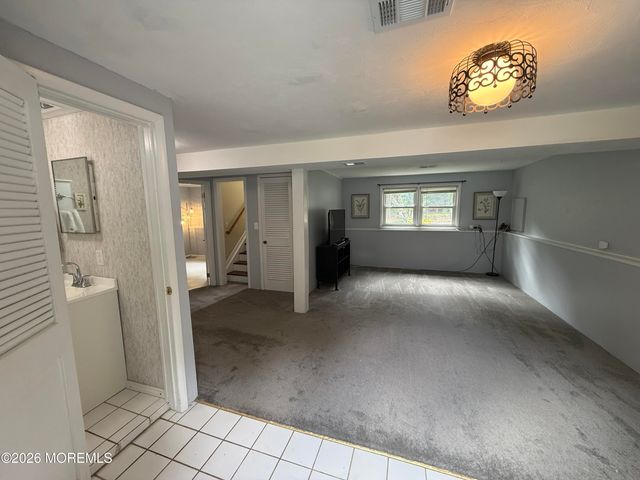 43 Walter Drive, Jackson, NJ 08527
