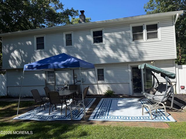 43 Walter Drive, Jackson, NJ 08527