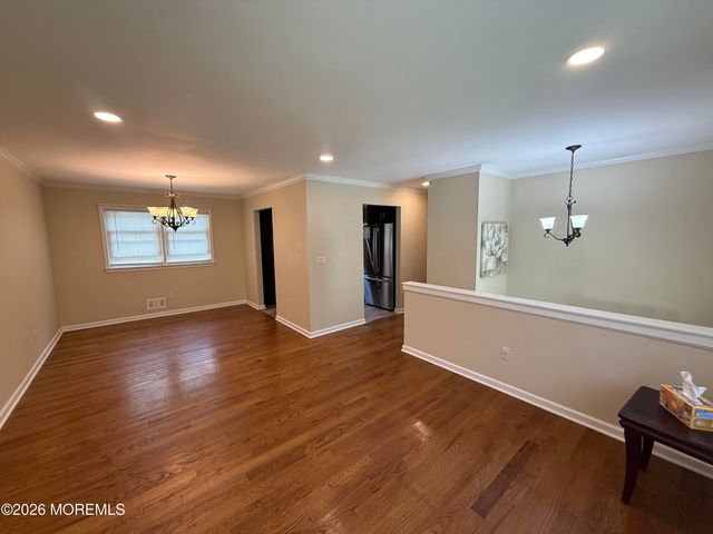 43 Walter Drive, Jackson, NJ 08527