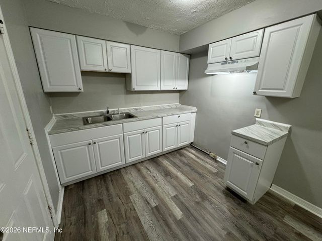 5035 CAMPENELLA Drive, Jacksonville, FL 32209