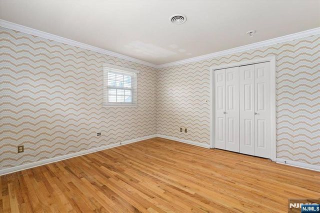 619 Cadmus Court, Teaneck, NJ 07666