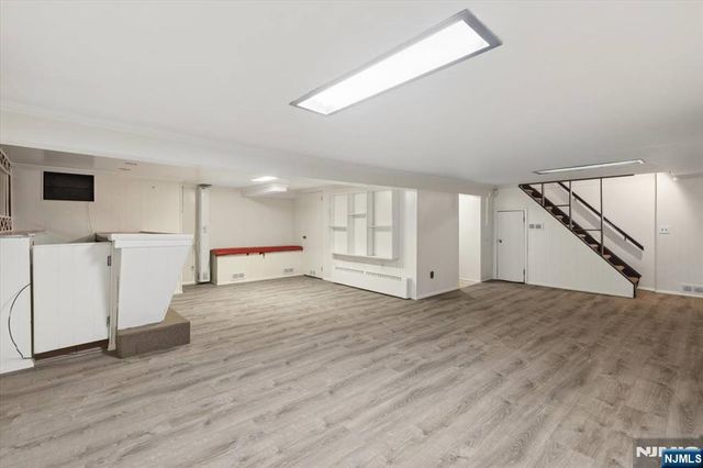 619 Cadmus Court, Teaneck, NJ 07666