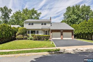 619 Cadmus Court, Teaneck, NJ 07666