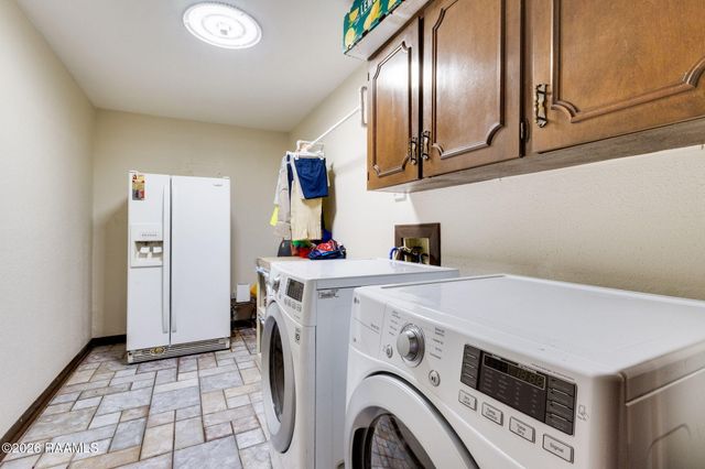 601 Cambridge Drive, Lafayette, LA 70503