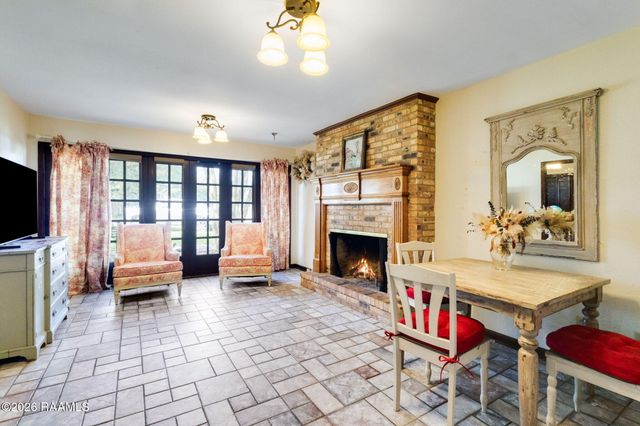 601 Cambridge Drive, Lafayette, LA 70503