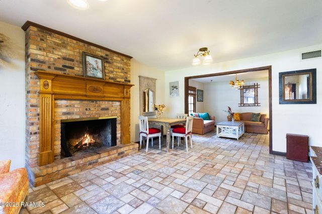 601 Cambridge Drive, Lafayette, LA 70503