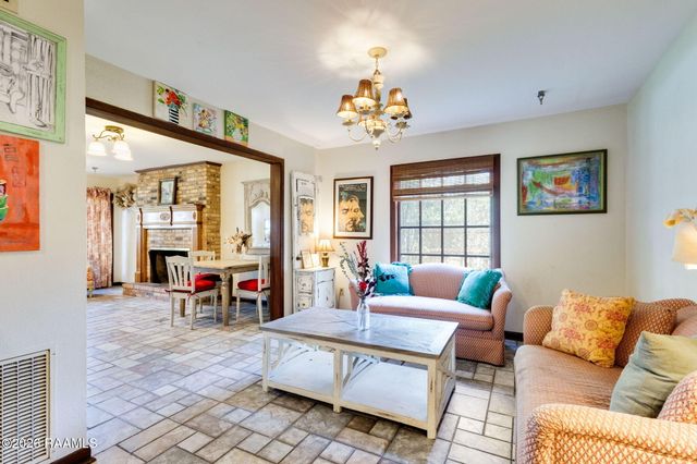 601 Cambridge Drive, Lafayette, LA 70503