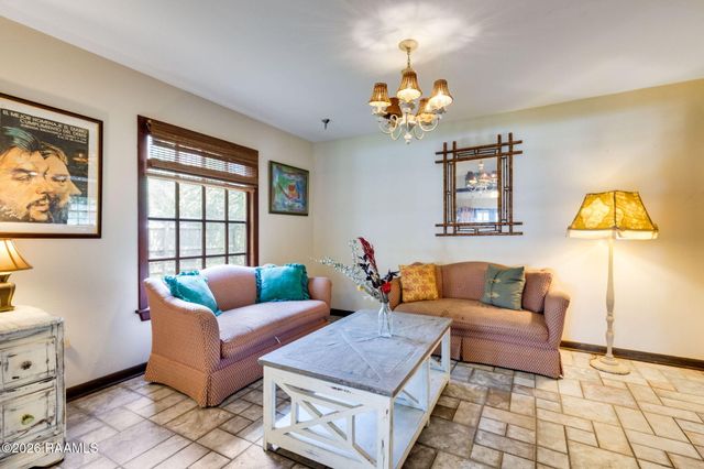 601 Cambridge Drive, Lafayette, LA 70503