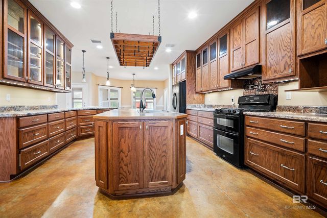 15373 Calvin Richerson Road, Bay Minette, AL 36507