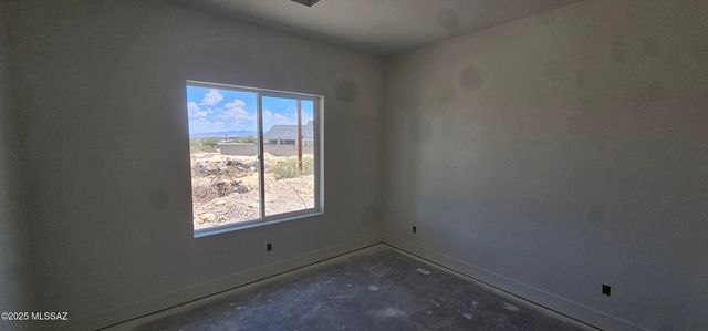8615 S Thunderbird Drive, Safford, AZ 85546