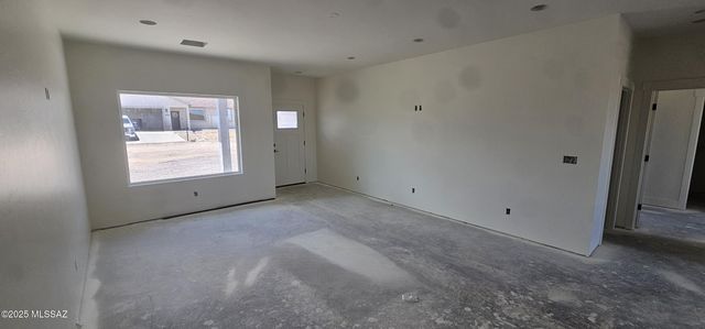 8615 S Thunderbird Drive, Safford, AZ 85546