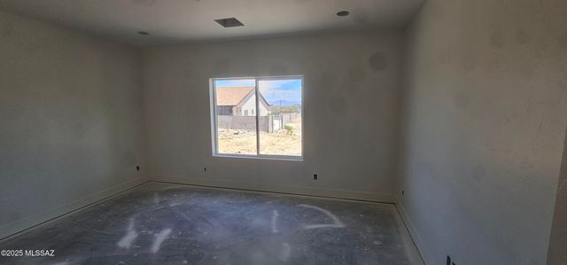 8615 S Thunderbird Drive, Safford, AZ 85546