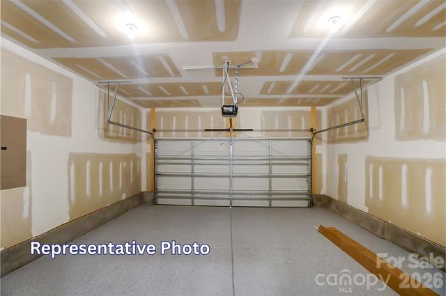 13119 Foxberry Road, Charlotte, NC 28213