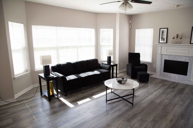 6120 Allen Ct, Hermitage, TN 37076