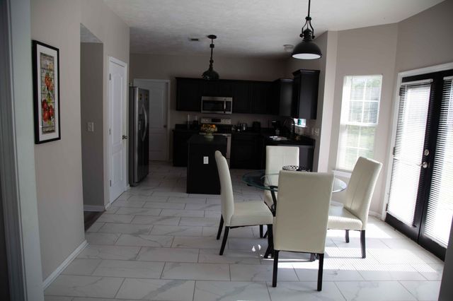 6120 Allen Ct, Hermitage, TN 37076