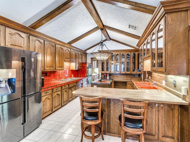 11132 Lakeridge Run, Oklahoma City, OK 73170