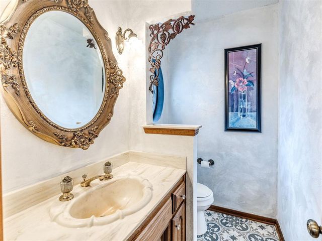 11132 Lakeridge Run, Oklahoma City, OK 73170