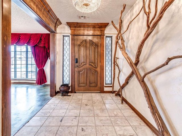 11132 Lakeridge Run, Oklahoma City, OK 73170