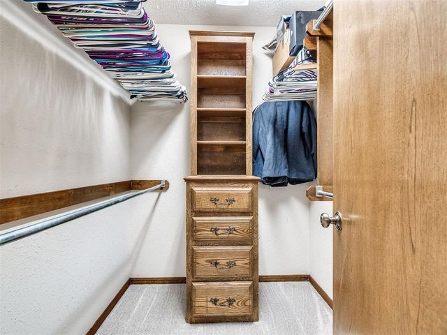 11132 Lakeridge Run, Oklahoma City, OK 73170