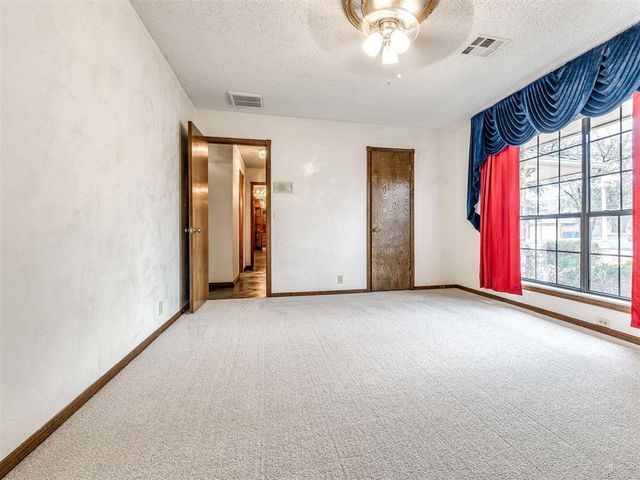 11132 Lakeridge Run, Oklahoma City, OK 73170