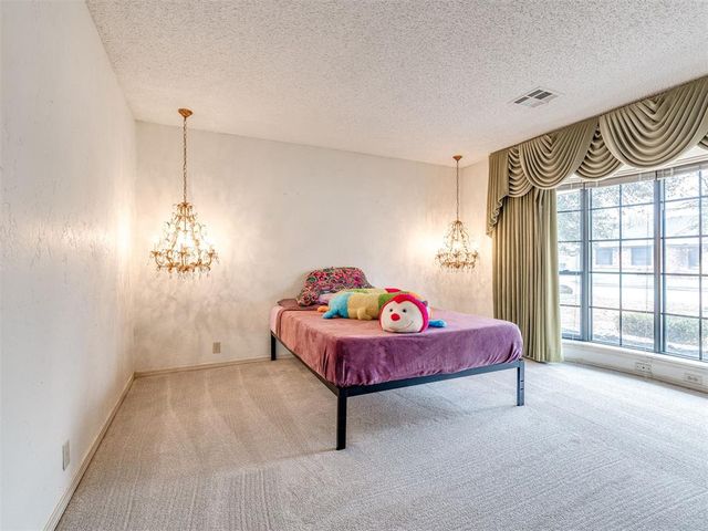 11132 Lakeridge Run, Oklahoma City, OK 73170