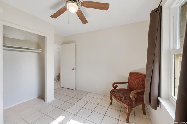 1081 County Road 773, Devine, TX 78016