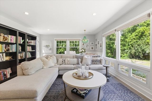694 Country Way, Scituate, MA 02066