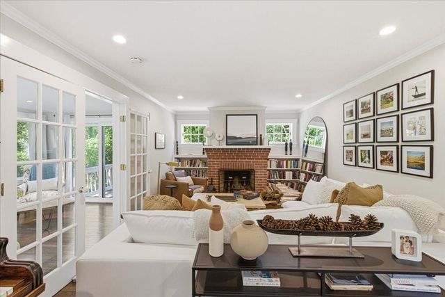 694 Country Way, Scituate, MA 02066