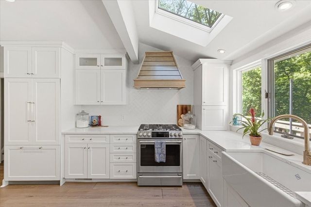 694 Country Way, Scituate, MA 02066