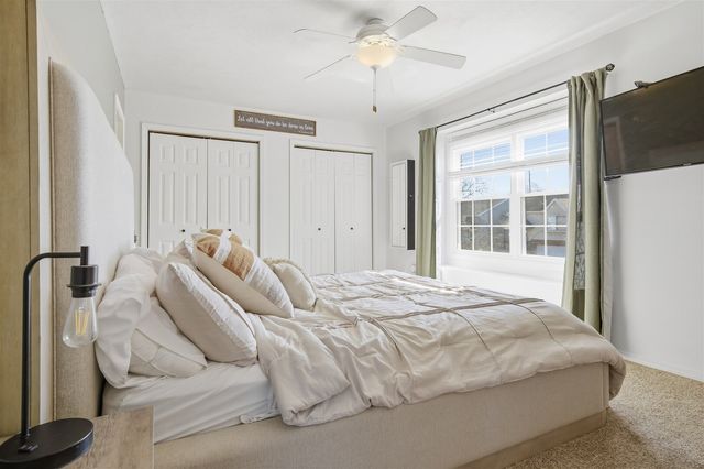 9 Parkshores Drive, Bloomington, IL 61701