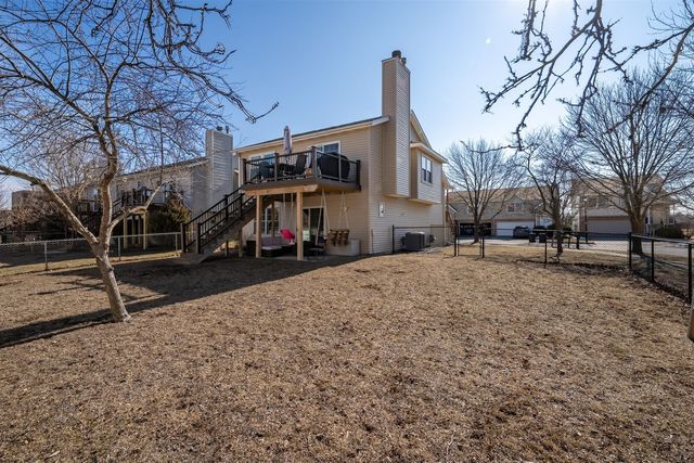 9 Parkshores Drive, Bloomington, IL 61701