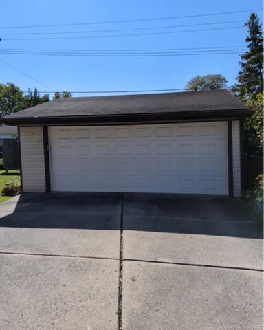 13790 Joyce Drive, Warren, MI 48088