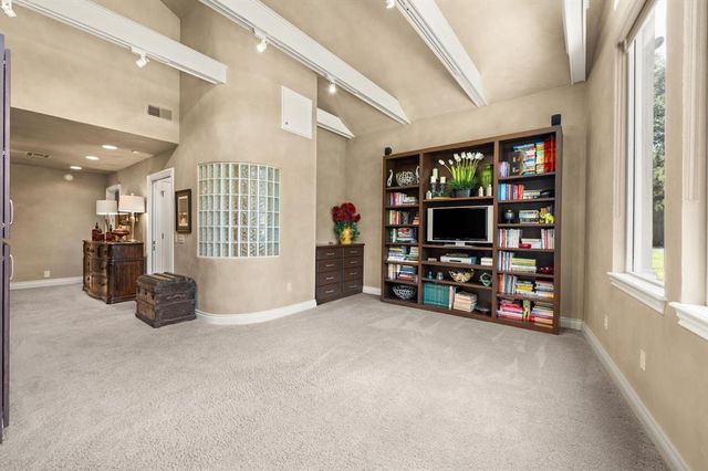 2221 NW 56th Street, Oklahoma City, OK 73112