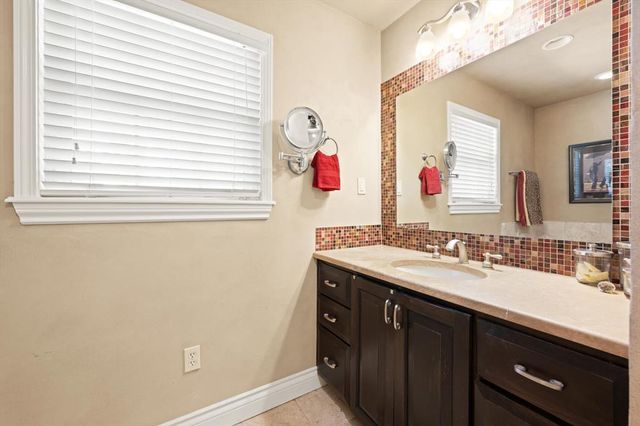 2221 NW 56th Street, Oklahoma City, OK 73112