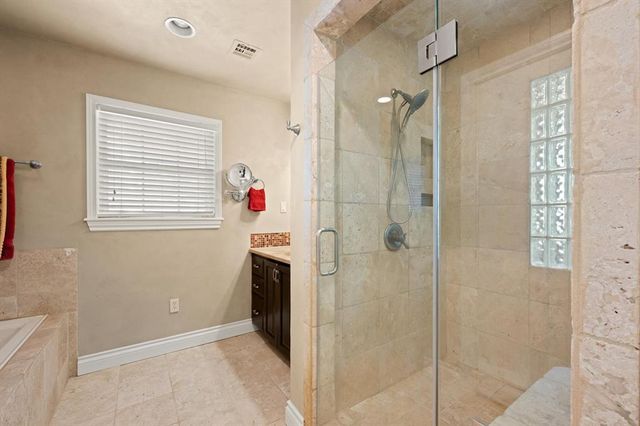 2221 NW 56th Street, Oklahoma City, OK 73112
