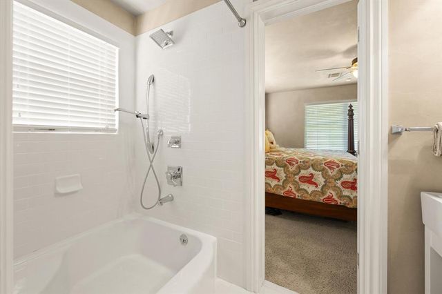 2221 NW 56th Street, Oklahoma City, OK 73112