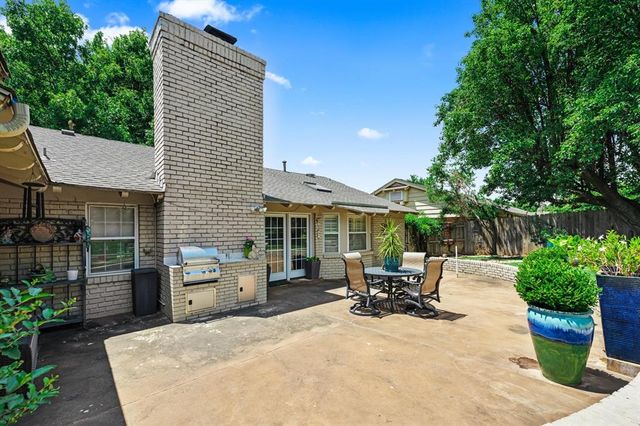 2221 NW 56th Street, Oklahoma City, OK 73112