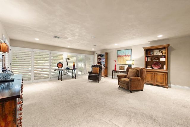 2221 NW 56th Street, Oklahoma City, OK 73112