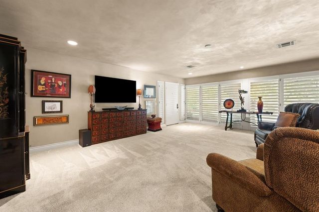 2221 NW 56th Street, Oklahoma City, OK 73112