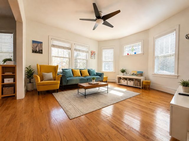 132 Middlesex Road 1, Brookline, MA 02467