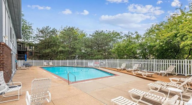 2314 Seven Pine Dr 8, St Louis, MO 63146