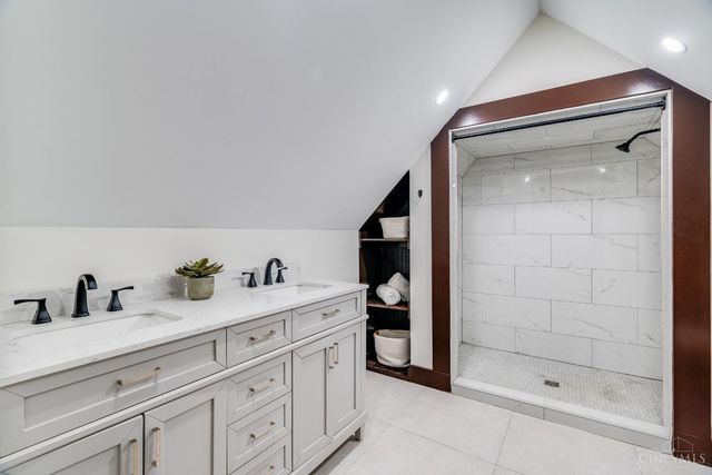 4211 Smith Road, Norwood, OH 45212